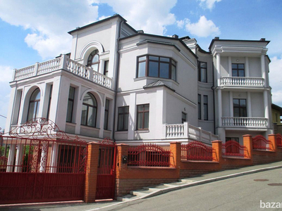 Элитный дом VIP уровня в элитном районе в Царском селе на Печерске.