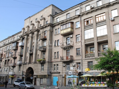 Трехкомнатная квартира ул. Лысенко 4 в Киеве C-112221 | Благовест