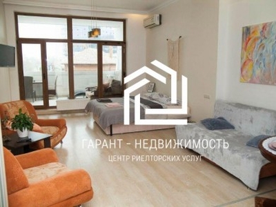 Продам квартиры- студии в Аркадиевском дворце с террасой 15 кв.м