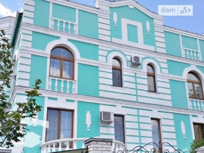 Продаж 3 поверхового будинку з ділянкою на 9 соток, 423 кв. м, 5 кімнат, на Белицкая улица