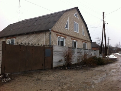 продам хороший дом в Харьковской области