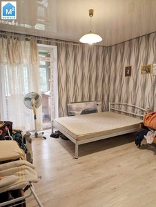 Продается 2-комнатная квартира на Соцгороде, улица Гурова (Постышева)