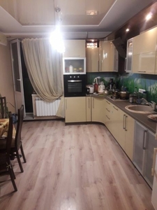 Продажа 3-комнатной квартиры 84 м², Дружбы Народов ул., 228А