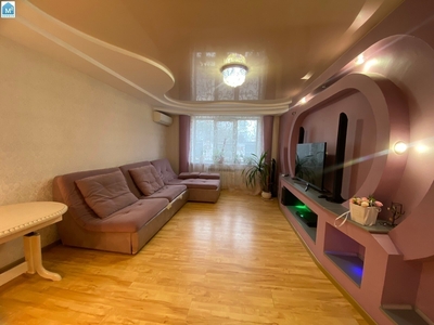 Продажа 3-комнатной квартиры 68 м², Бородинская ул.