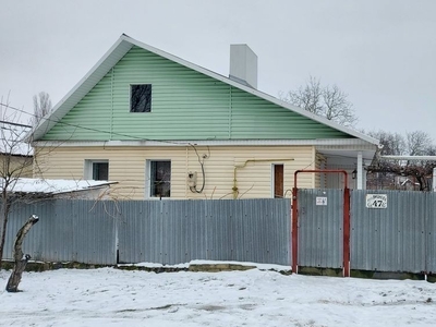 Продам дом по улице Вишнёвой