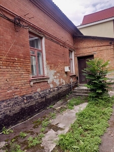 Продам часть дома в центре ул. Тараса Карпы