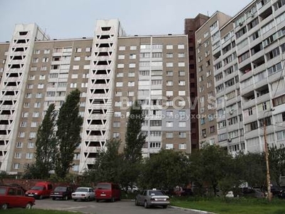 Трехкомнатная квартира долгосрочно ул. Заболотного Академика 40 в Киеве R-58798