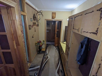 Продаж 3-х кімнатна квартира Росвигово