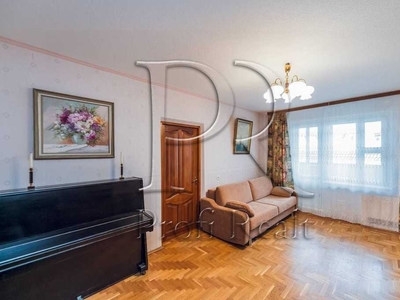 Продажа 4-комнатной квартиры 88 м², Анны Ахматовой ул., 13Б