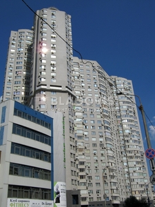 Четырехкомнатная квартира ул. Гришко Михаила 9 в Киеве R-58111