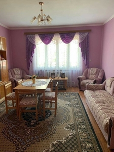 Продаємо будинок недалеко від центру Свалява Закарпатської області