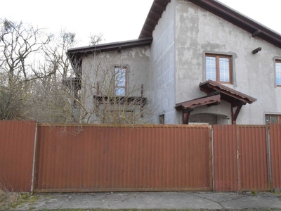 Продається будинок біля лісу, р-н словацького кордону