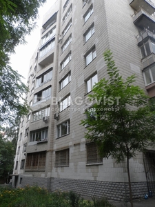 Трехкомнатная квартира долгосрочно ул. Гончара Олеся 41а в Киеве D-38570