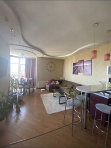 Продам квартиру 3 ком. квартира 111 кв.м, Одесса, Суворовский р-н, Балковская