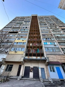 Продажа 1-комнатной квартиры 42 м², Титова ул., 18А