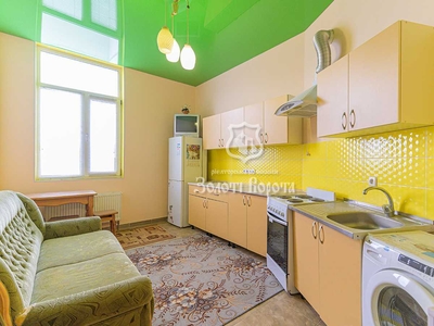 Продажа 1-комнатной квартиры 42 м², Светлицкого ул., 35