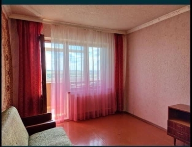 Продам 2-х кімнатну квартиру на масиві Леваневського