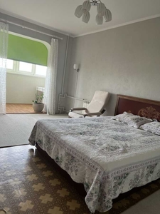 Продажа 3-комнатной квартиры 74 м², Декабристов ул., 6Б