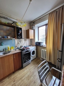 Продам 3-кімнатну квартиру по вул. Шевченка навпроти політеху