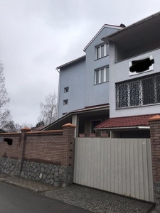 Продаётся дом в элитном районе Днепра (Гагарина), на Рыбинской