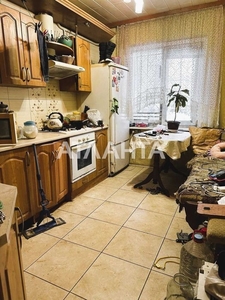 Продам квартиру 80 кв. м на Бочарова. Жилое, чистое состояние.