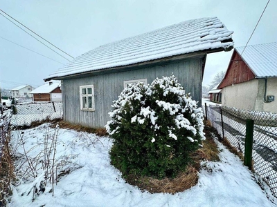 Будинок з приватизованою зем. ділянкою біля м. Стрий (с. Гірне)