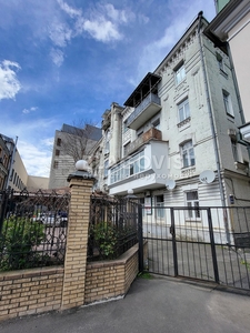 Двухкомнатная квартира долгосрочно ул. Сагайдачного Петра 16б в Киеве R-38556 | Благовест