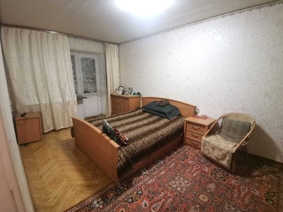 Продажа 3-комнатной квартиры 64 м², Михаила Грушевского ул.