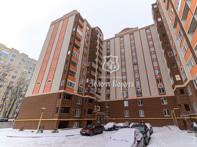 Продажа 3-комнатной квартиры 78 м², Соборная ул., 105б