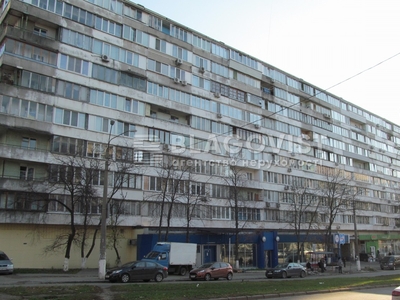 Трехкомнатная квартира долгосрочно ул. Гаврилишина Богдана (Василевской Ванды) 6 в Киеве R-56996