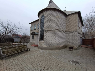 Продам двухэтажный Дом в Корабельном районе (р-н Жукова)