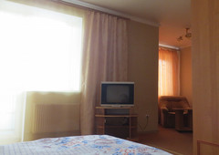 1-кімнатна квартира подобово у Вінниці, Ленінський район, вул. Келецька, 126а — 1000459391