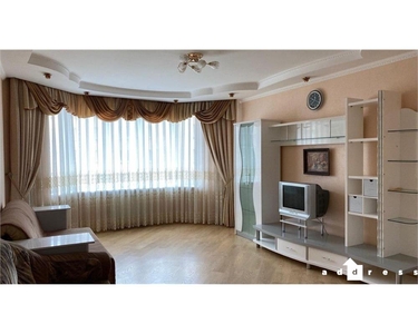 Снять 3-комнатную квартиру ул. Сеченова 7а, в Киеве на вторичном рынке за 488$ на Address.ua ID57304814