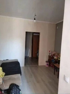 В продаже однокомнатная квартира в Черноморке, делилась на 2 комнаты.