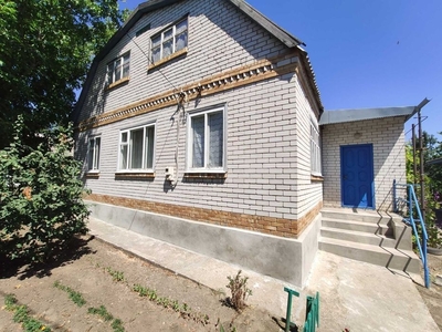 Продается дом в центре пгт. Васильковка