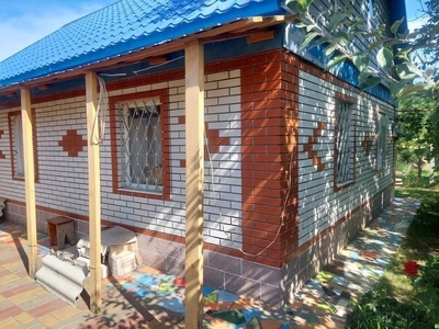 Продам гарний будинок с. Максимовка на березі Кременчуцького моря