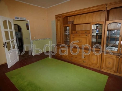 2 кімнатна квартира в цегляному будинку в Києві