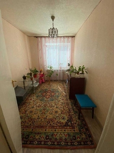 Продам 4 кімн. квартиру в центрі Кременчука по вул. Борищака