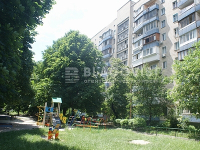 Однокомнатная квартира ул. Гусовского Сергея 2 в Киеве C-112048 | Благовест