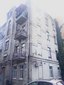 Трехкомнатная квартира долгосрочно ул. Набережно-Крещатицкая 7 в Киеве R-54563 | Благовест