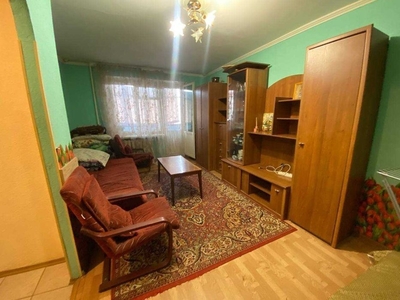 1 кімнатна квартира біля двох станцій метро - Спортивна та Гагаріна