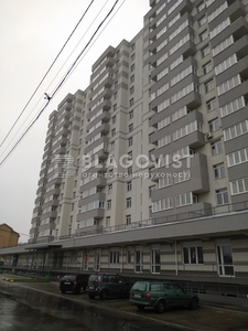 Четырехкомнатная квартира ул. Набережная 6ж в Вышгороде A-114683