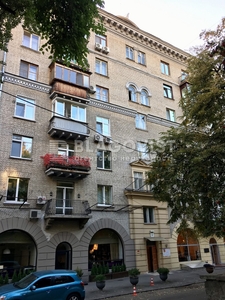 Однокомнатная квартира долгосрочно ул. Кропивницкого 16 в Киеве R-57278 | Благовест
