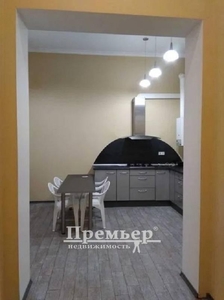 Продажа 2-комнатной квартиры 54 м², Чайковского пер.