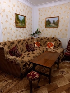 Продам 3х-комнатную квартиру, ул. Центральная, в центре города Покров