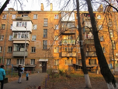 Трехкомнатная квартира долгосрочно ул. Мрии (Туполева Академика) 4а в Киеве R-58544
