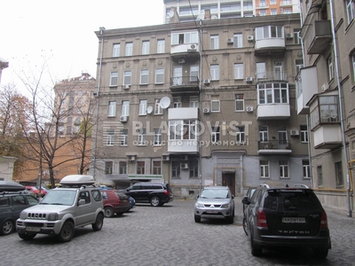 Трехкомнатная квартира долгосрочно Бессарабская пл. 5 в Киеве R-61138