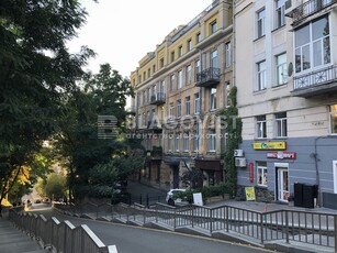 Пятикомнатная квартира долгосрочно ул. Франко Ивана 4 в Киеве G-646710