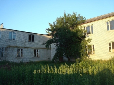 Продам, частный дом (Швейный цех) 460 м. кв. пгт Бабаи, Харьков.