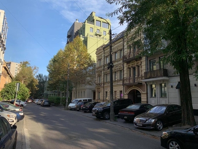 Аренда 2-комнатной квартиры 53 м², Сергея Ефремова ул.